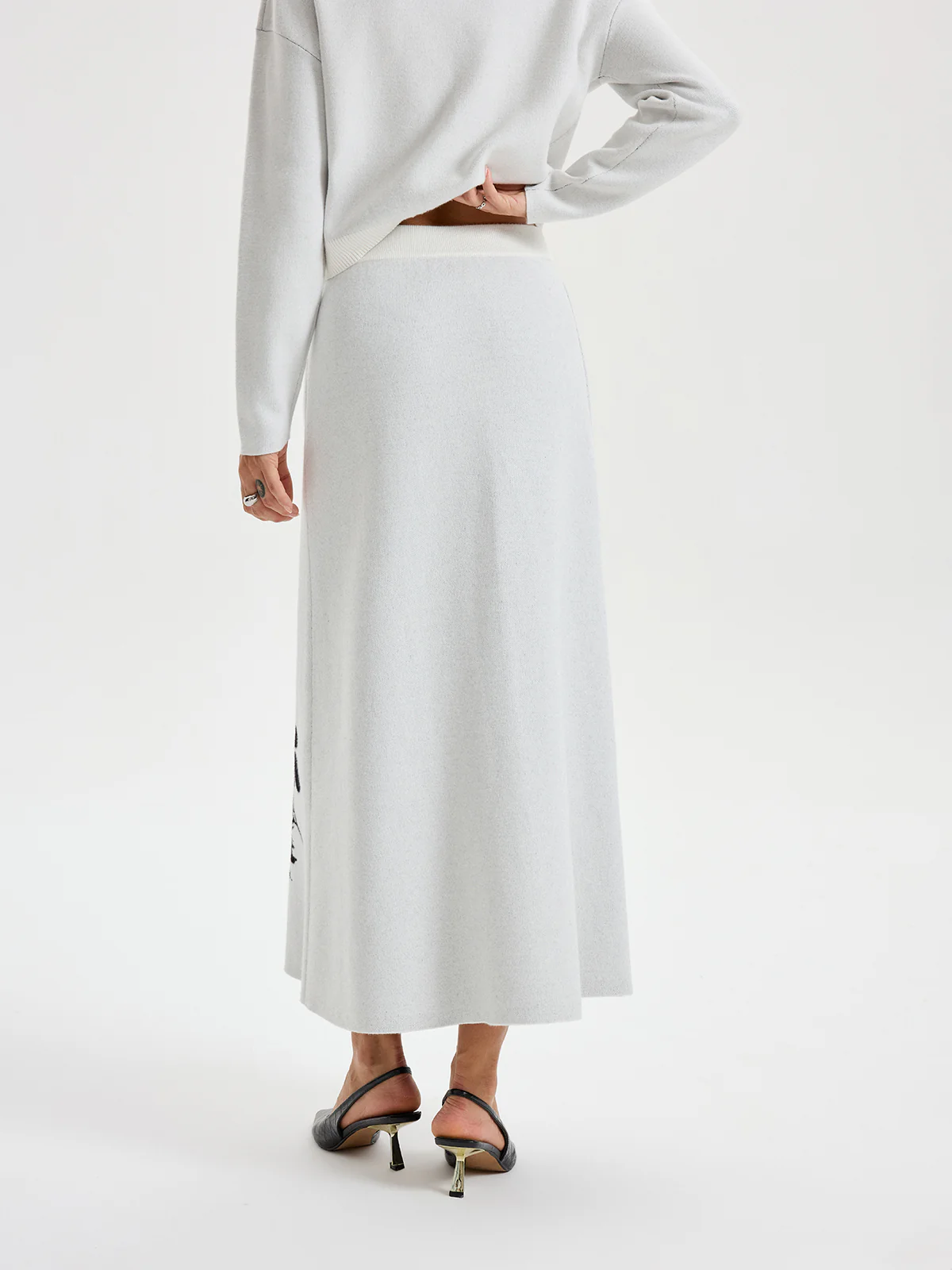 Ink-Wash Painting Pattern Knit Maxi Skirt - Image 5