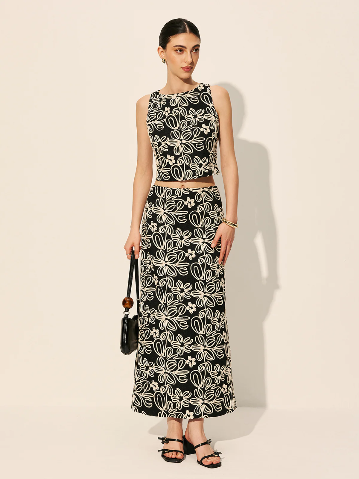 Keyhole Back Floral Embroidered Crop Top - Image 2