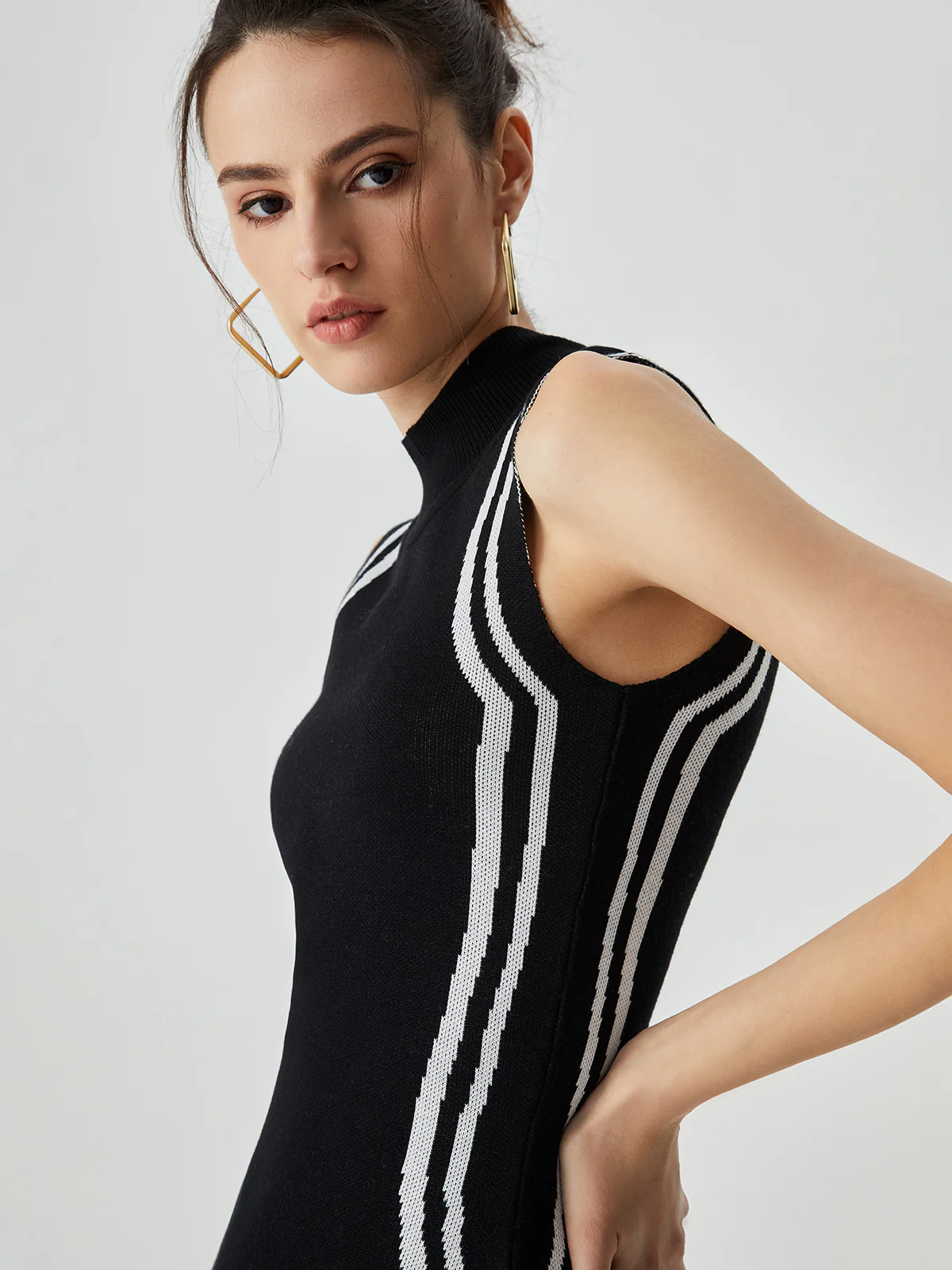 Knit Asymmetric Contrast Trim Mock Neck Midi Dress - Image 5