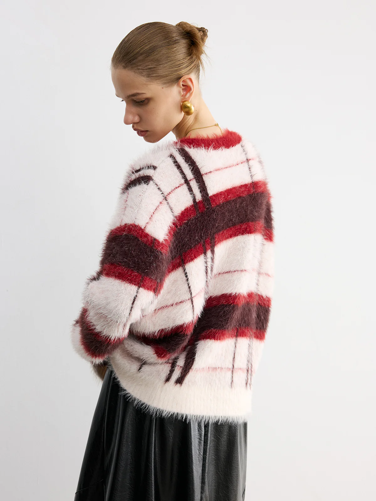 Knit Fluffy Checkered Cardigan - Image 6