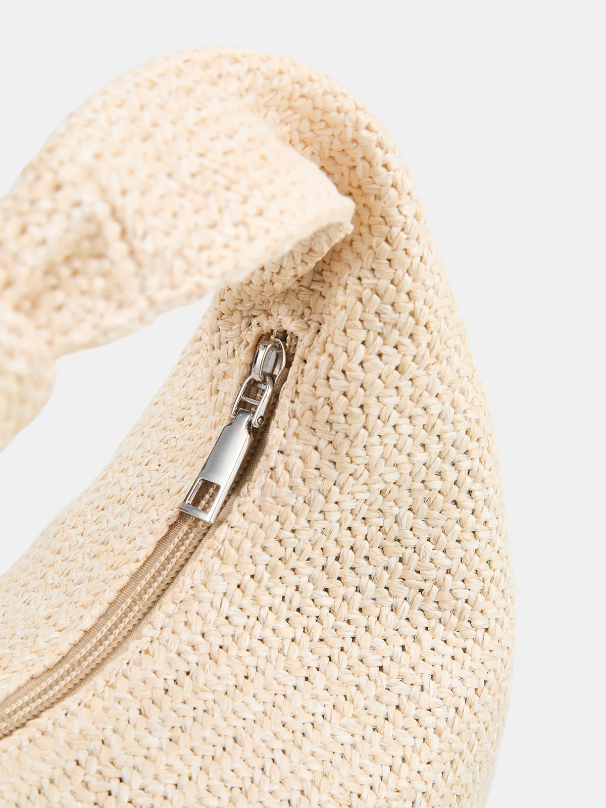 Knotted Woven Straw Hobo Handbag - Image 5