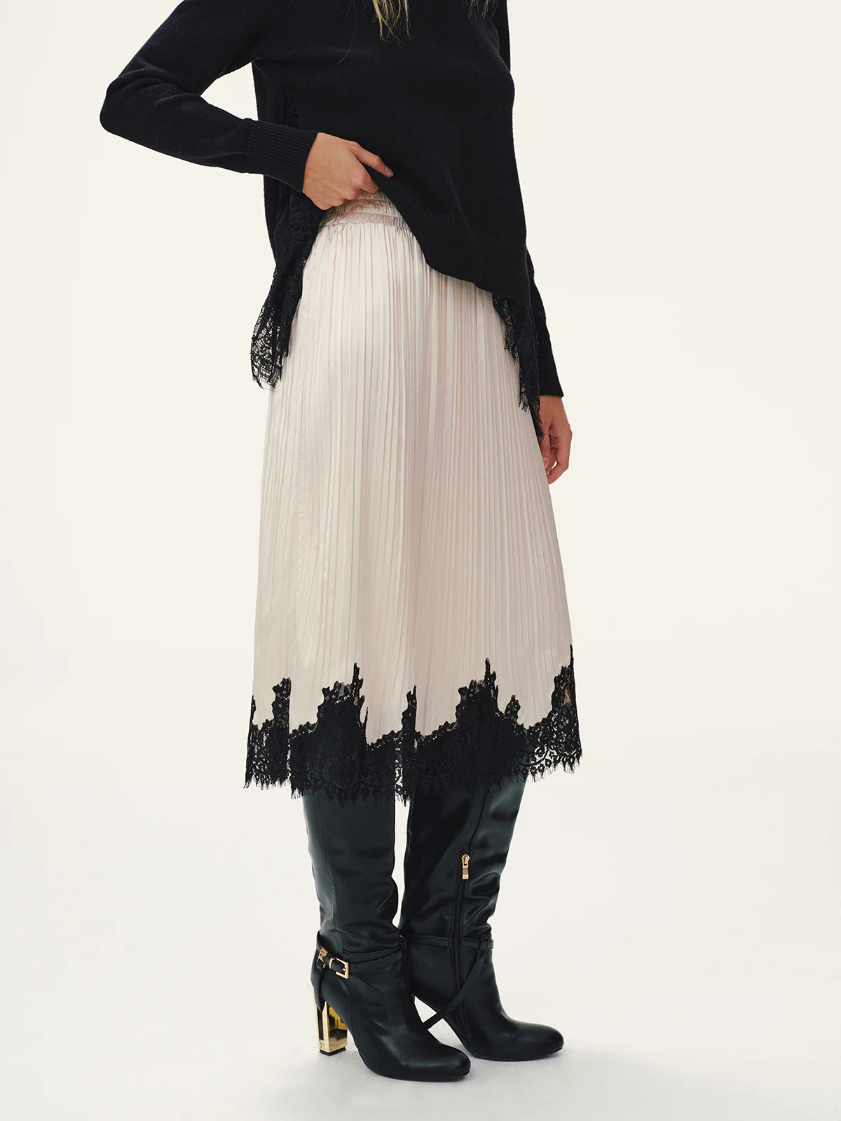 Lace Hem Pleated Midi Skirt - Image 4
