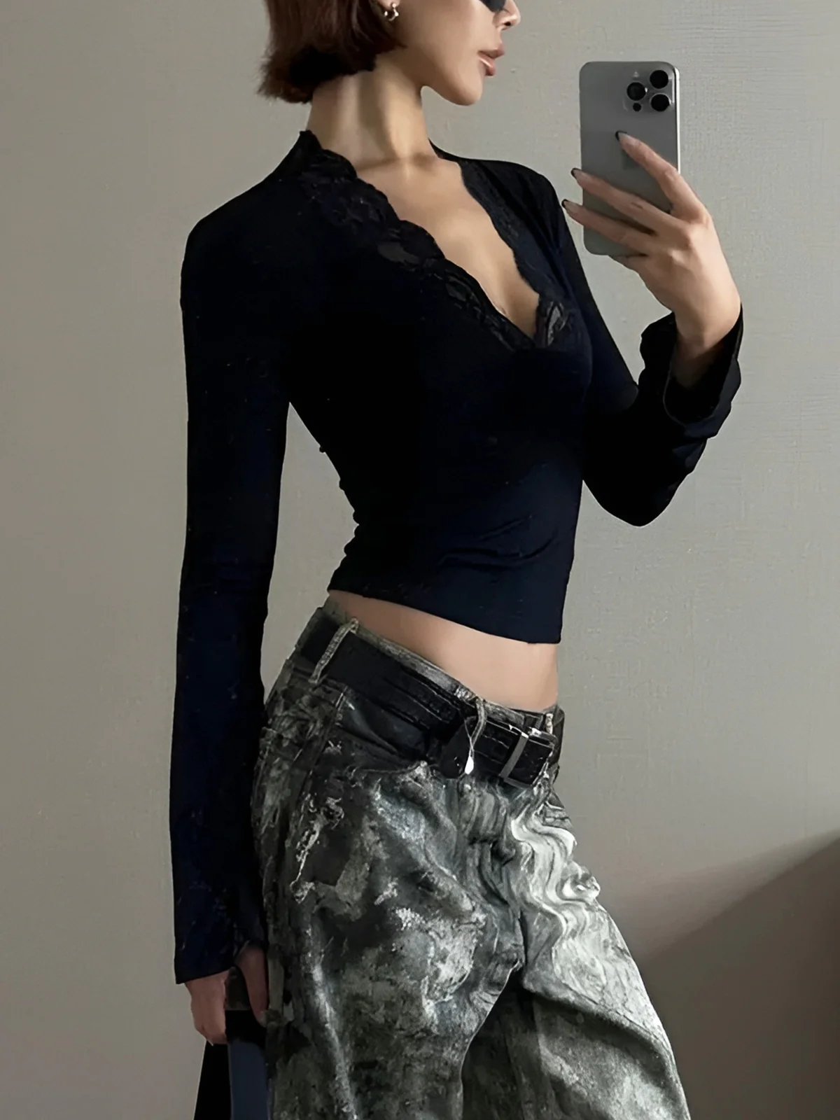 Lace Trim V-Neck T-Shirt - Image 6