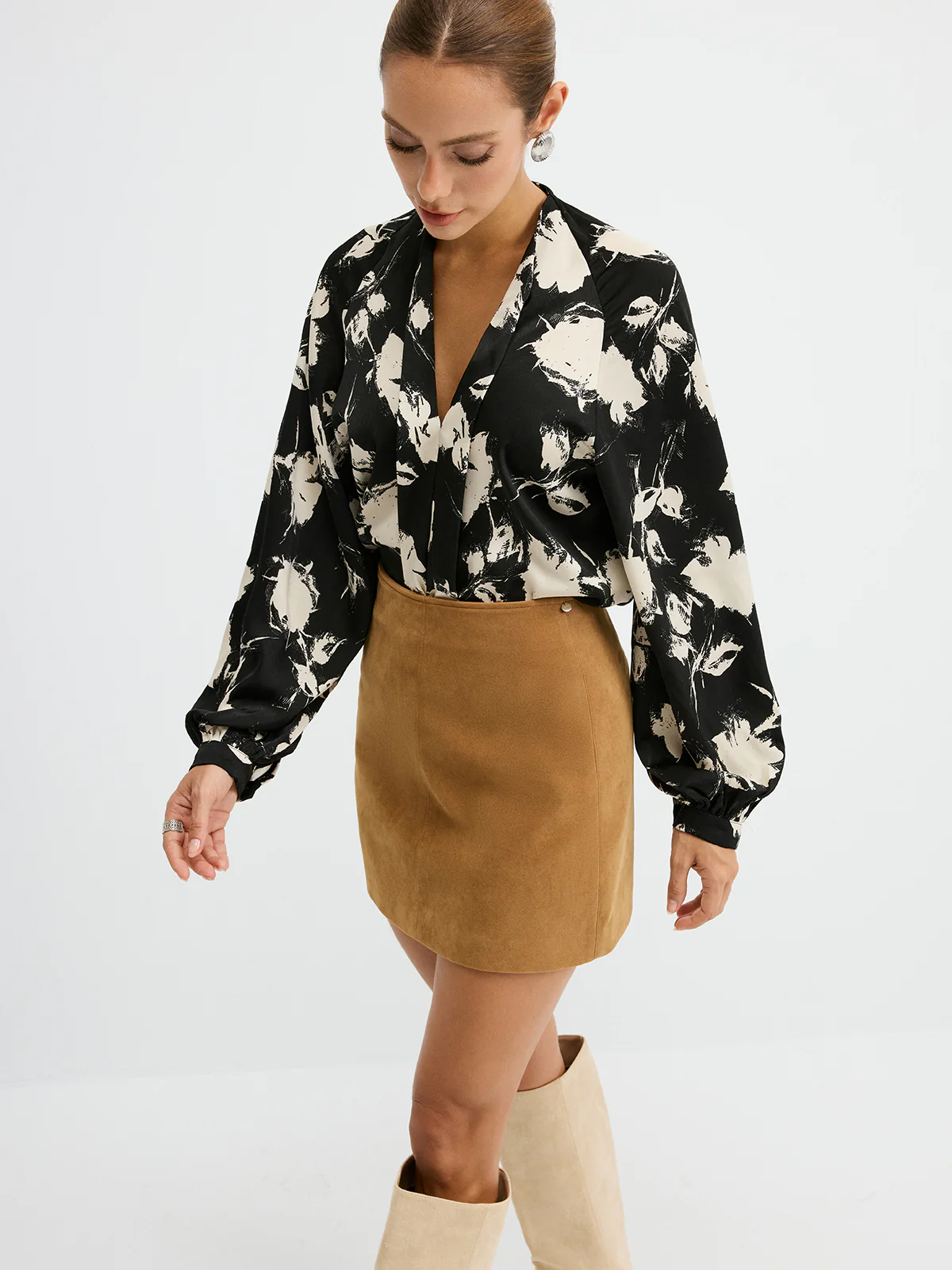 Lantern Sleeve Floral Print Shirt - Image 3