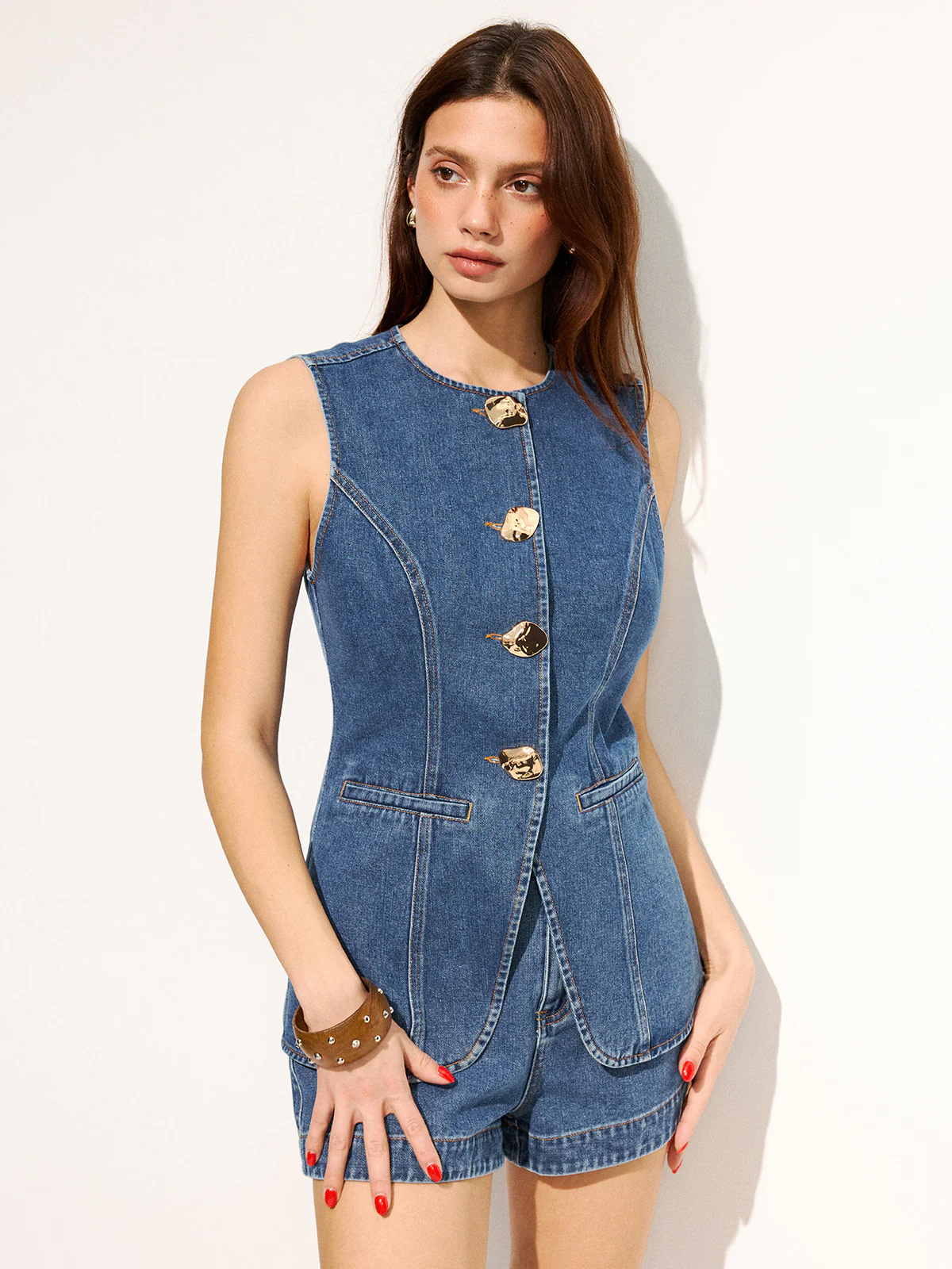 Large Button Sleeveless Denim Top & Shorts Set - Image 4