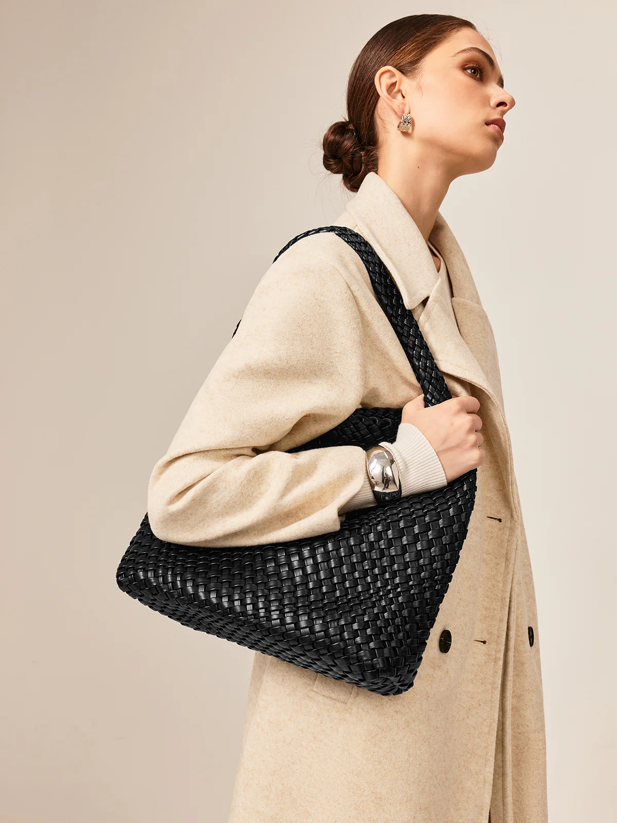 Large Capacity Woven Armpit Bag - Image 5