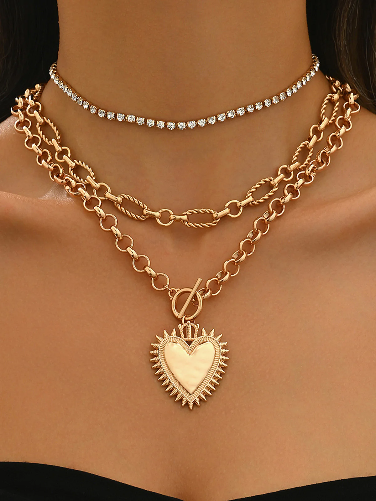 Layered Chain Heart Rhinestone Necklace
