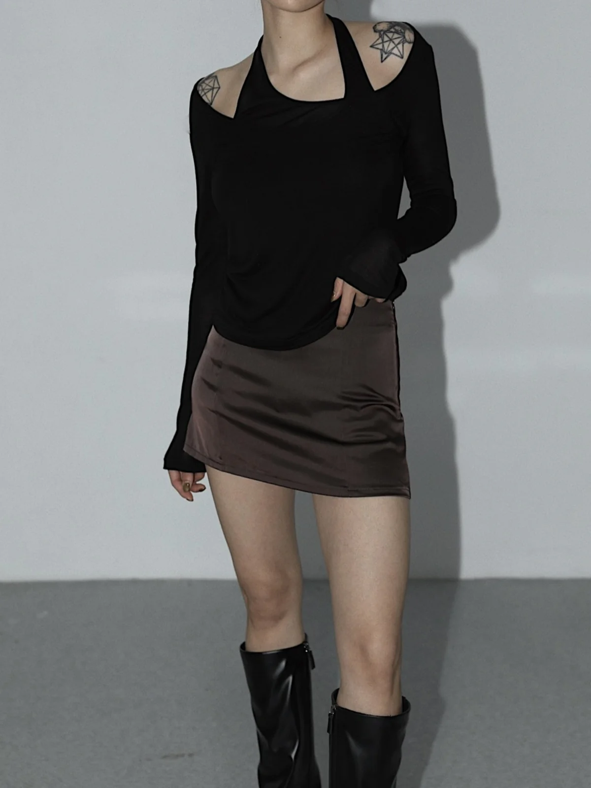 Leisure Satin Mini Skirt - Image 3