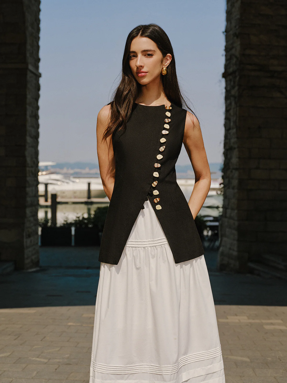 Linen Blend Button-Detail Vest