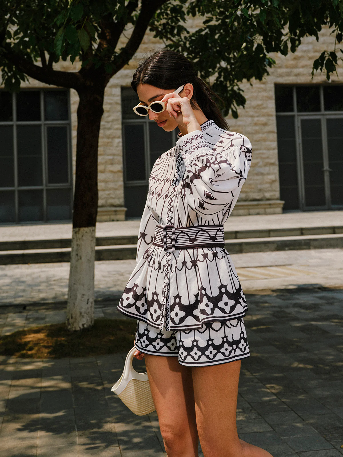 Linen Blend Long Sleeve Belted Shorts Set - Image 5