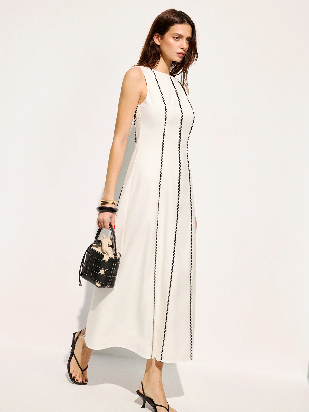 Linen Blend Sleeveless Wavy Trim Maxi Dress