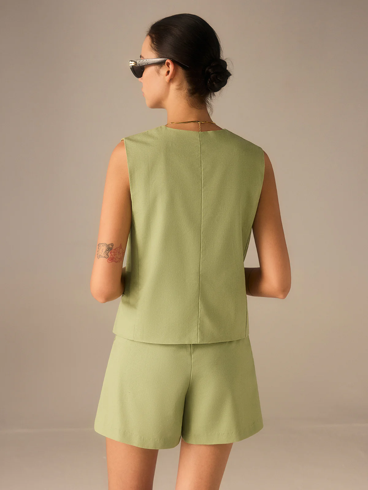 Linen & Cotton Buttoned Vest - Image 6