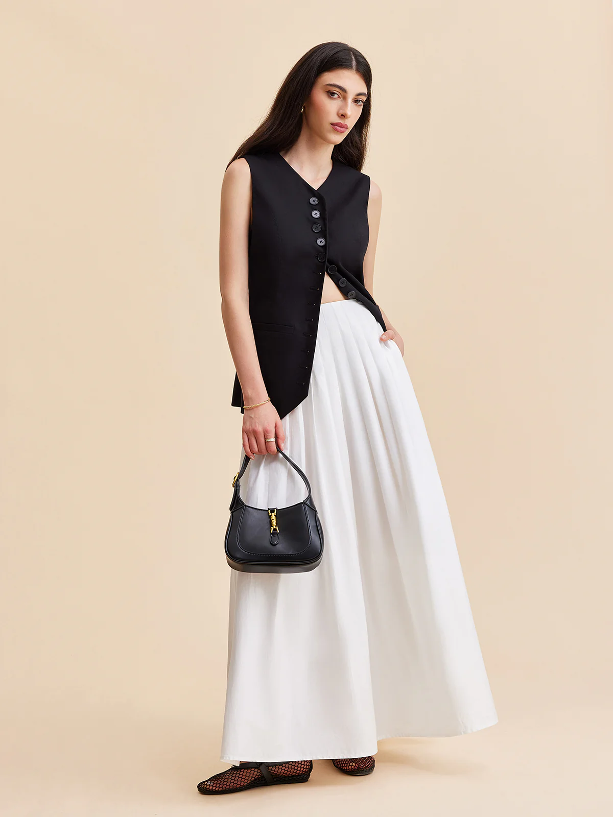 Linen & Cotton Buttoned Vest - Image 2