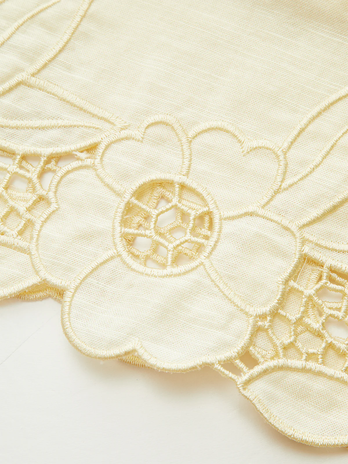 Linen & Cotton Embroidered Tank Top - Image 3
