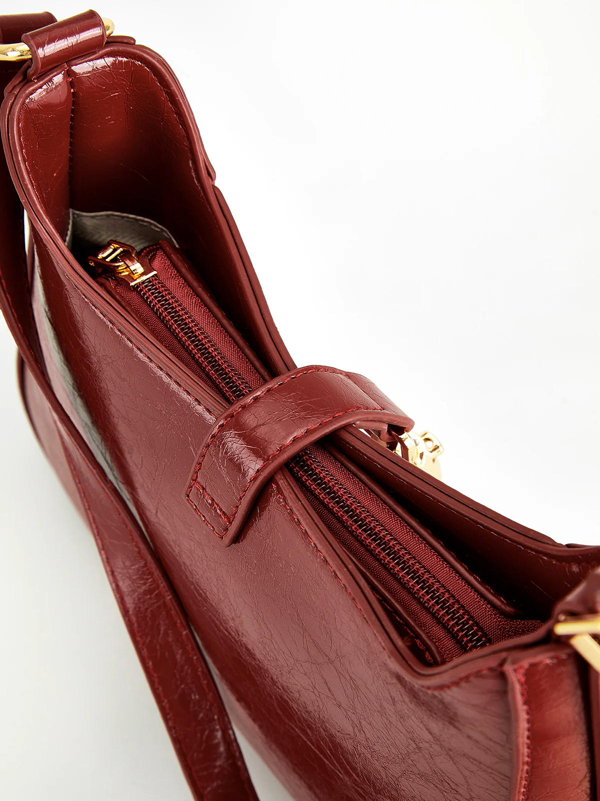 Magnet Closure Zipper Shoulder Bag - Image 7