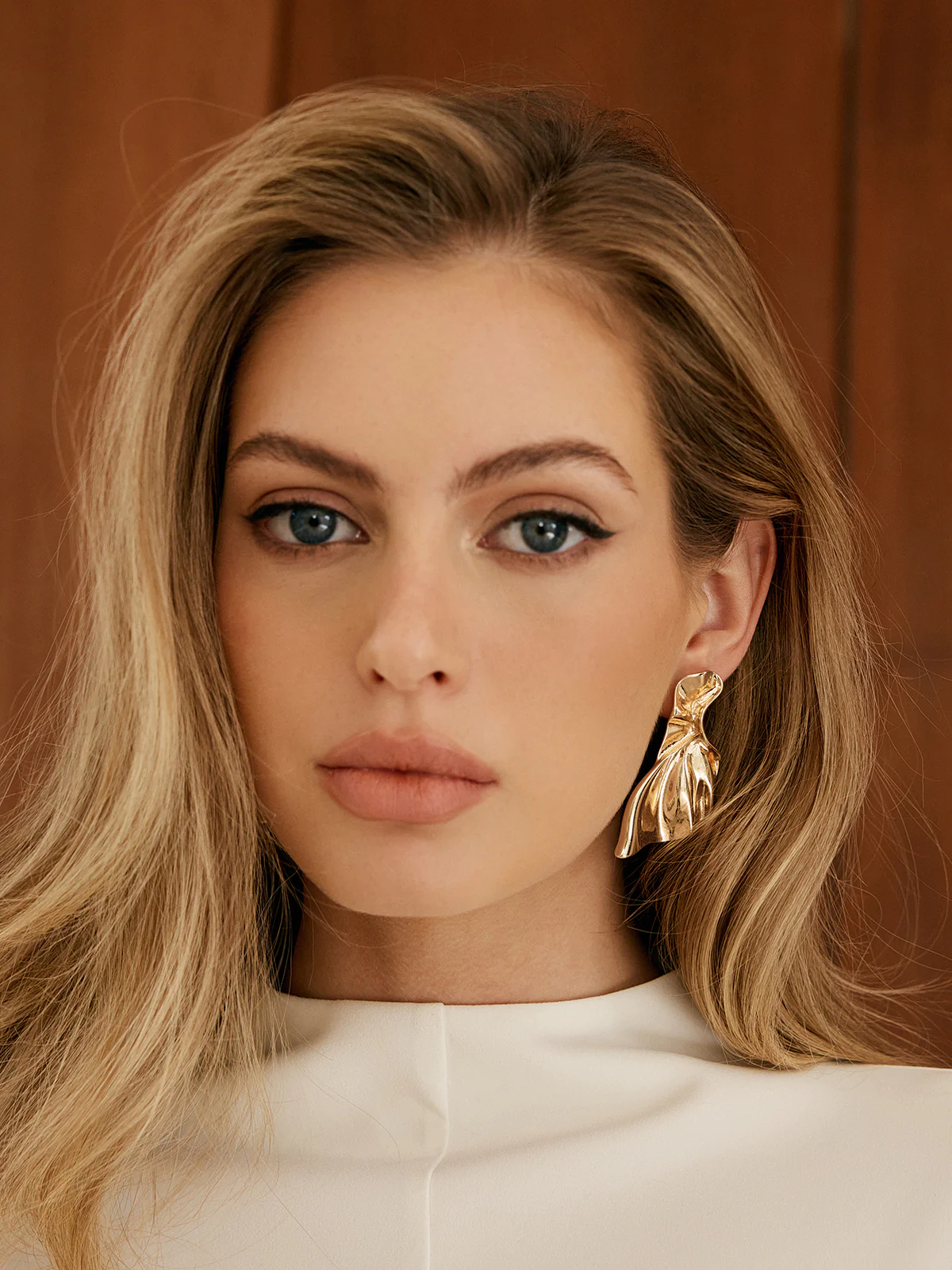 Mermaid Tail Ruched Earrings - Image 5