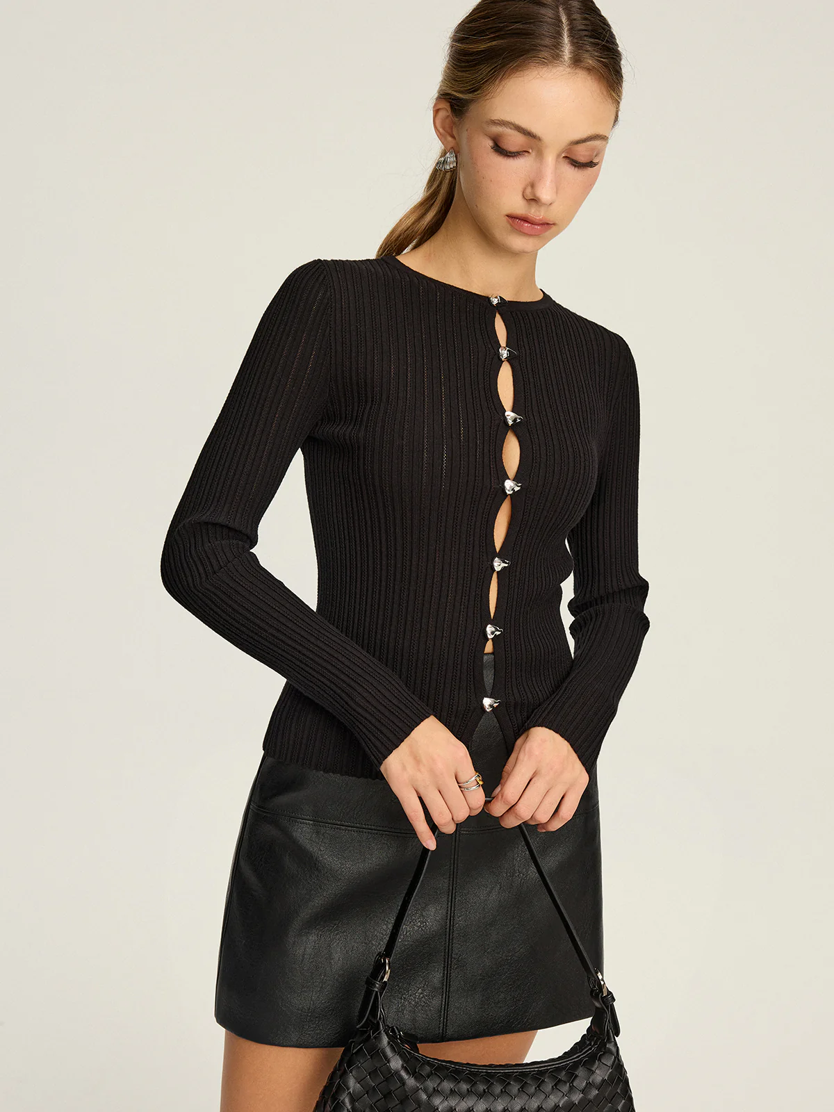 Metal Detail Cut-Out Ribbed Knit Top - Image 4