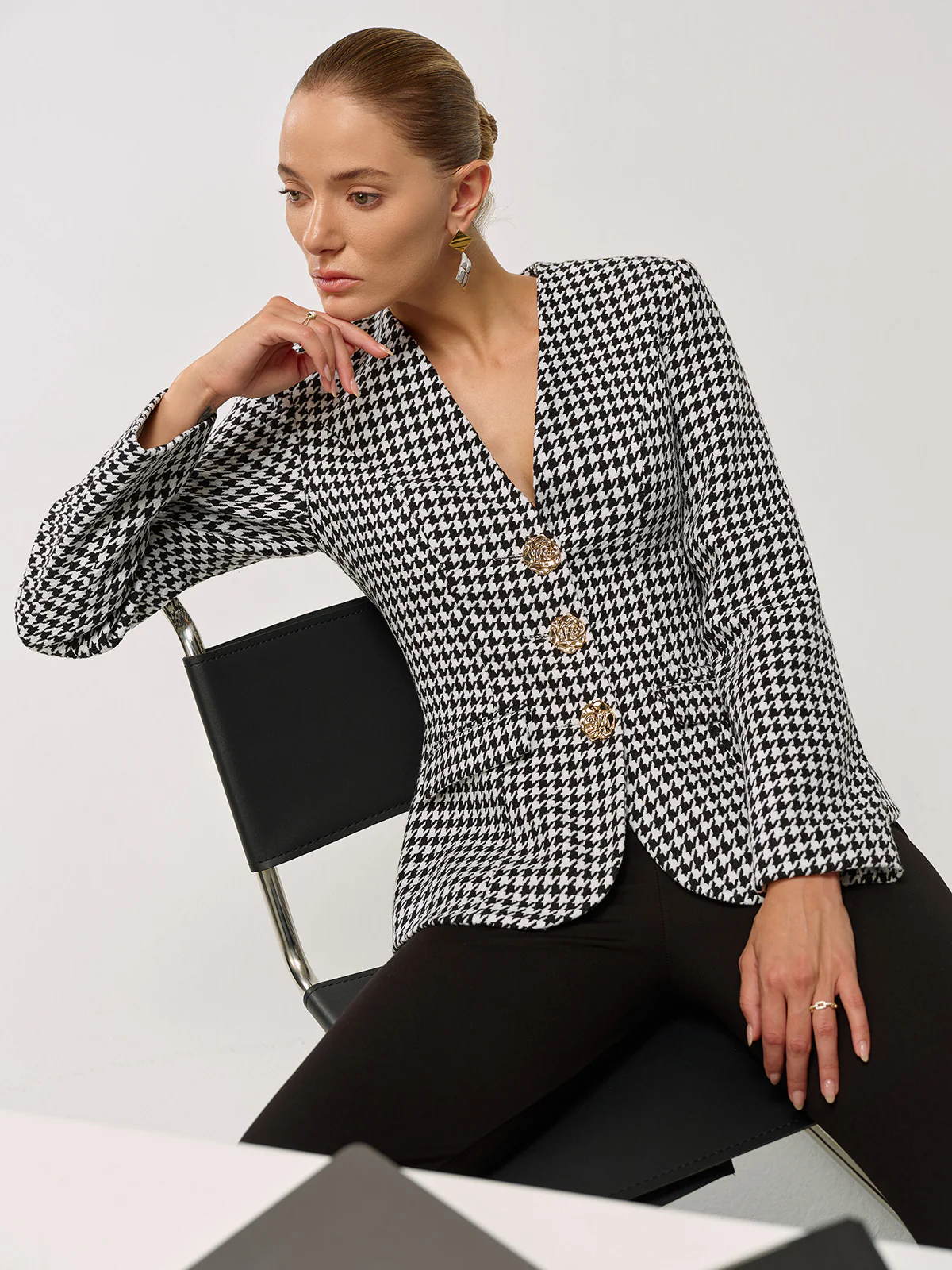 Metal Button Houndstooth Blazer - Image 5