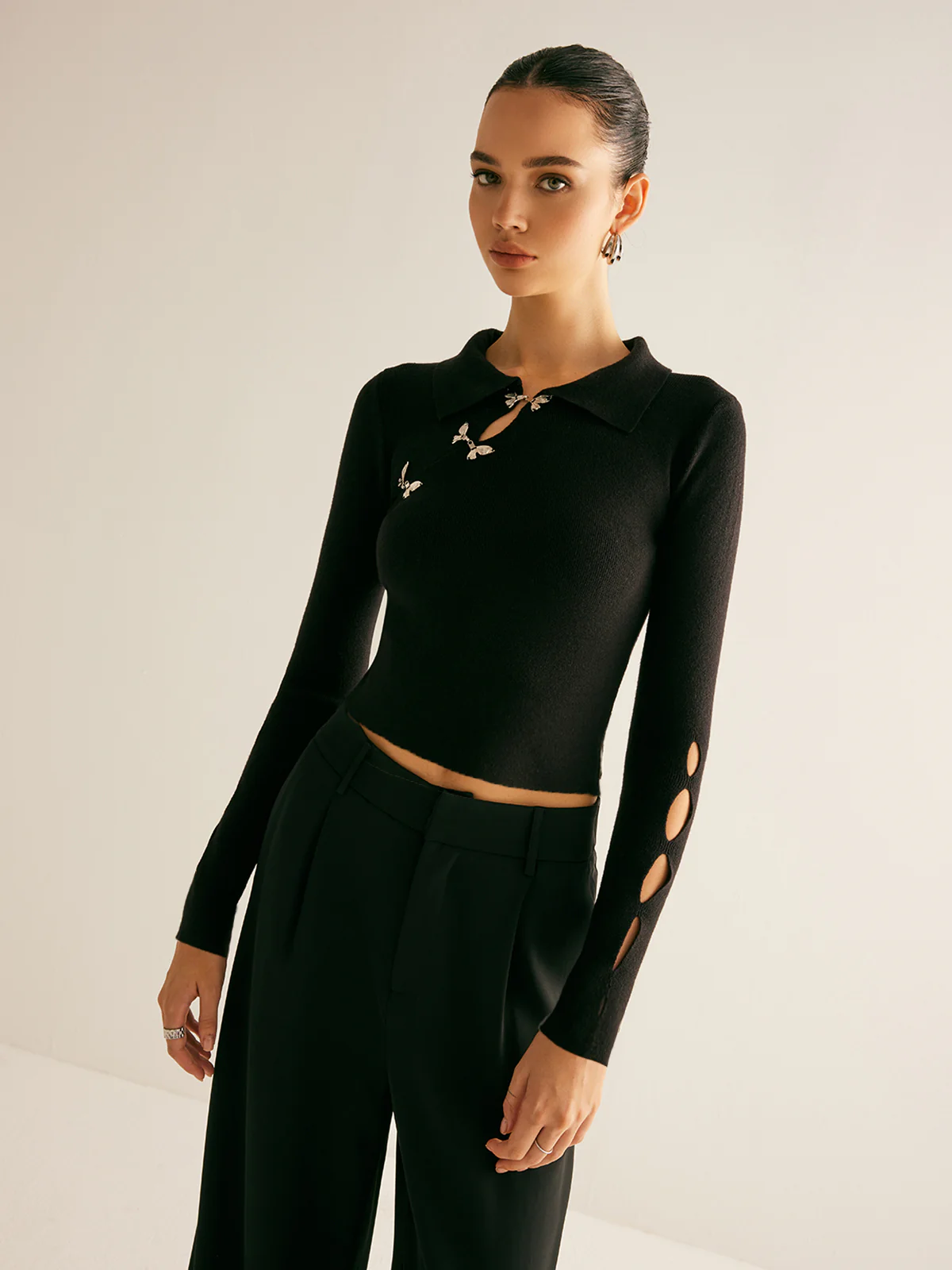 Metal-Decor Cutout Lapel Crop Sweater - Image 5