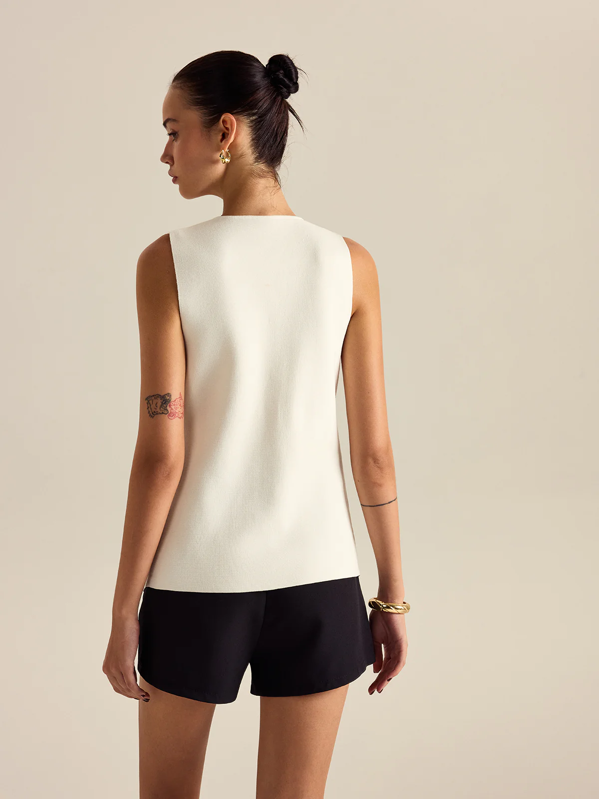 Metal Decor Sleeveless Vest - Image 3