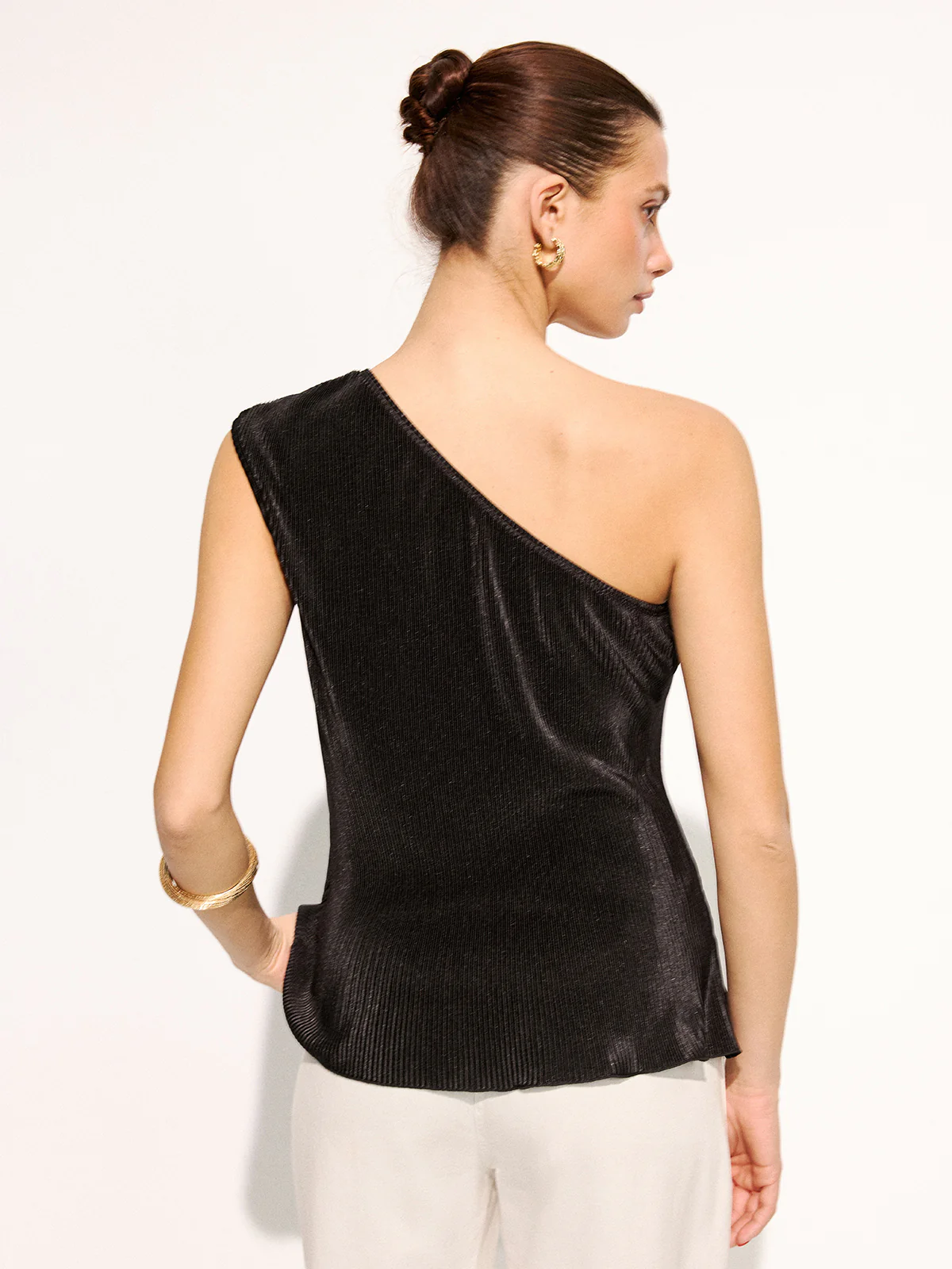 Metal Decor Textured One Shoulder Tank Top - Image 6