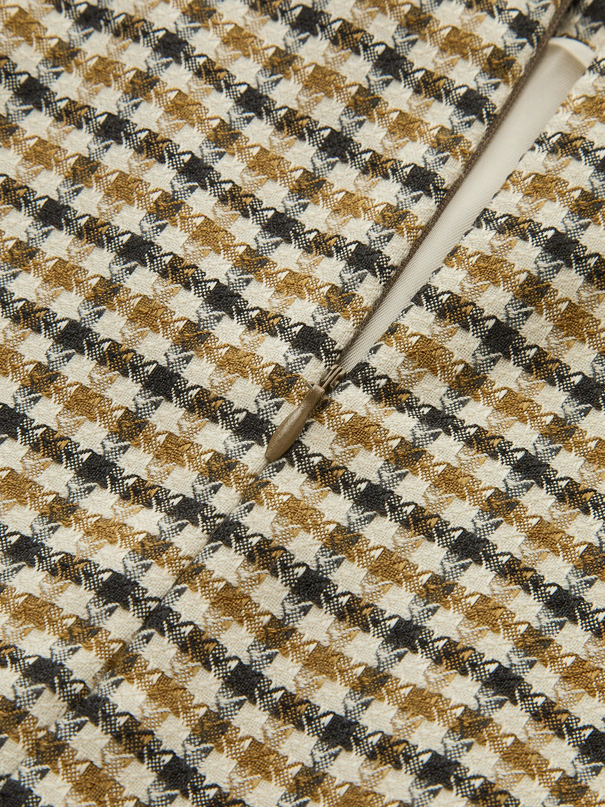 Metal Detail Checkered Mini Skirt - Image 4