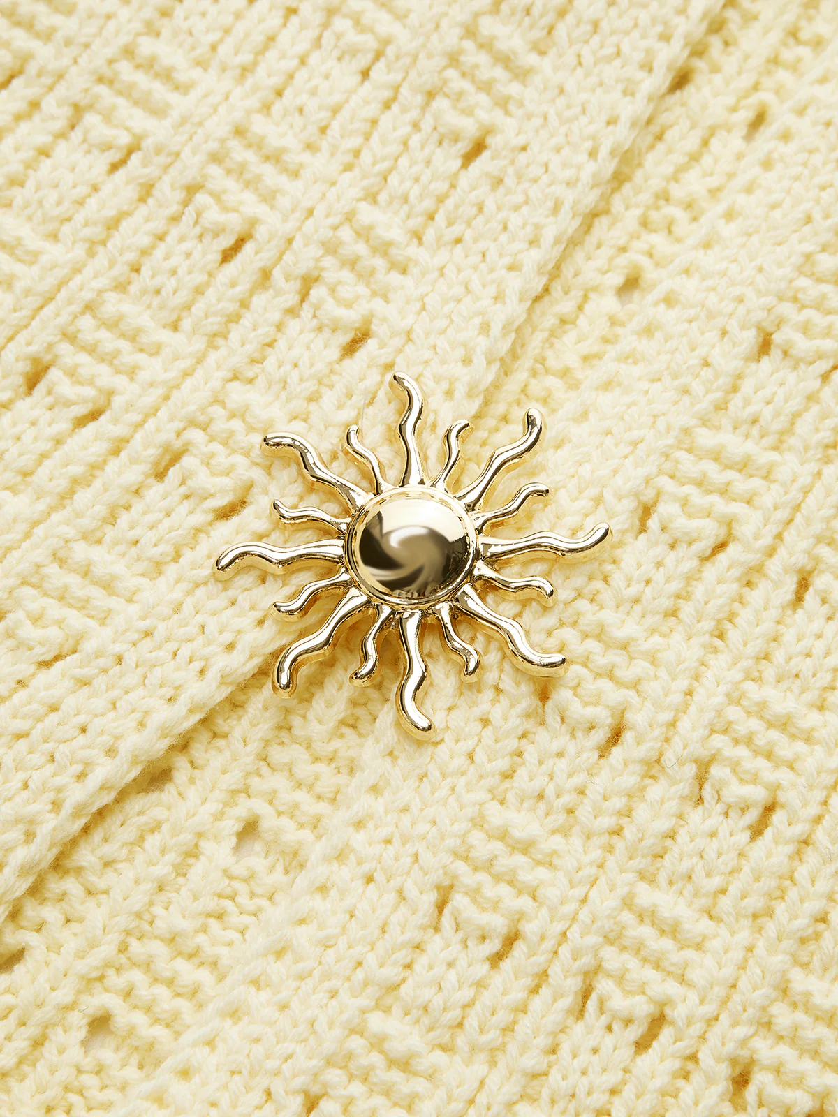Metal Detail Knitted Peplum Vest - Image 3