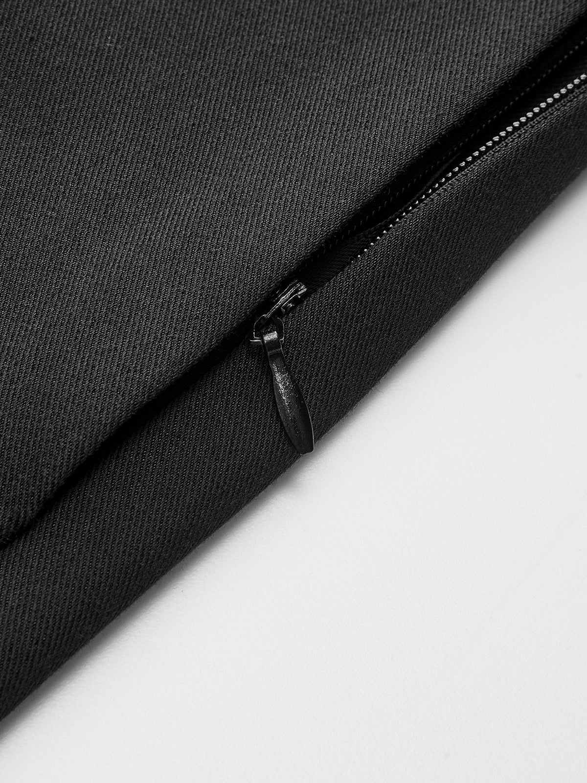 Metal Detail Mid-Waist Pleated Wide-Leg Pants - Image 4