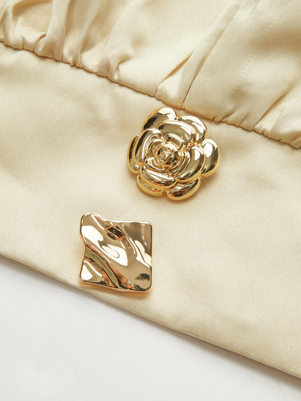 Metal Detail Satin Crop Top - Image 4