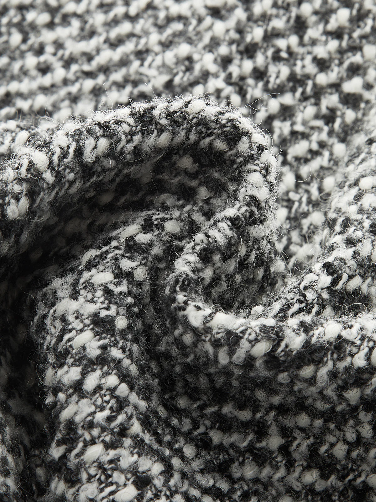 Metal Detail Tweed High-Waist Shorts - Image 3