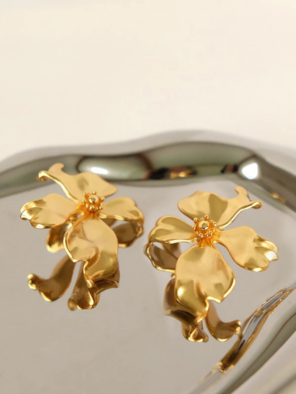 Metal Flower Earrings - Image 2