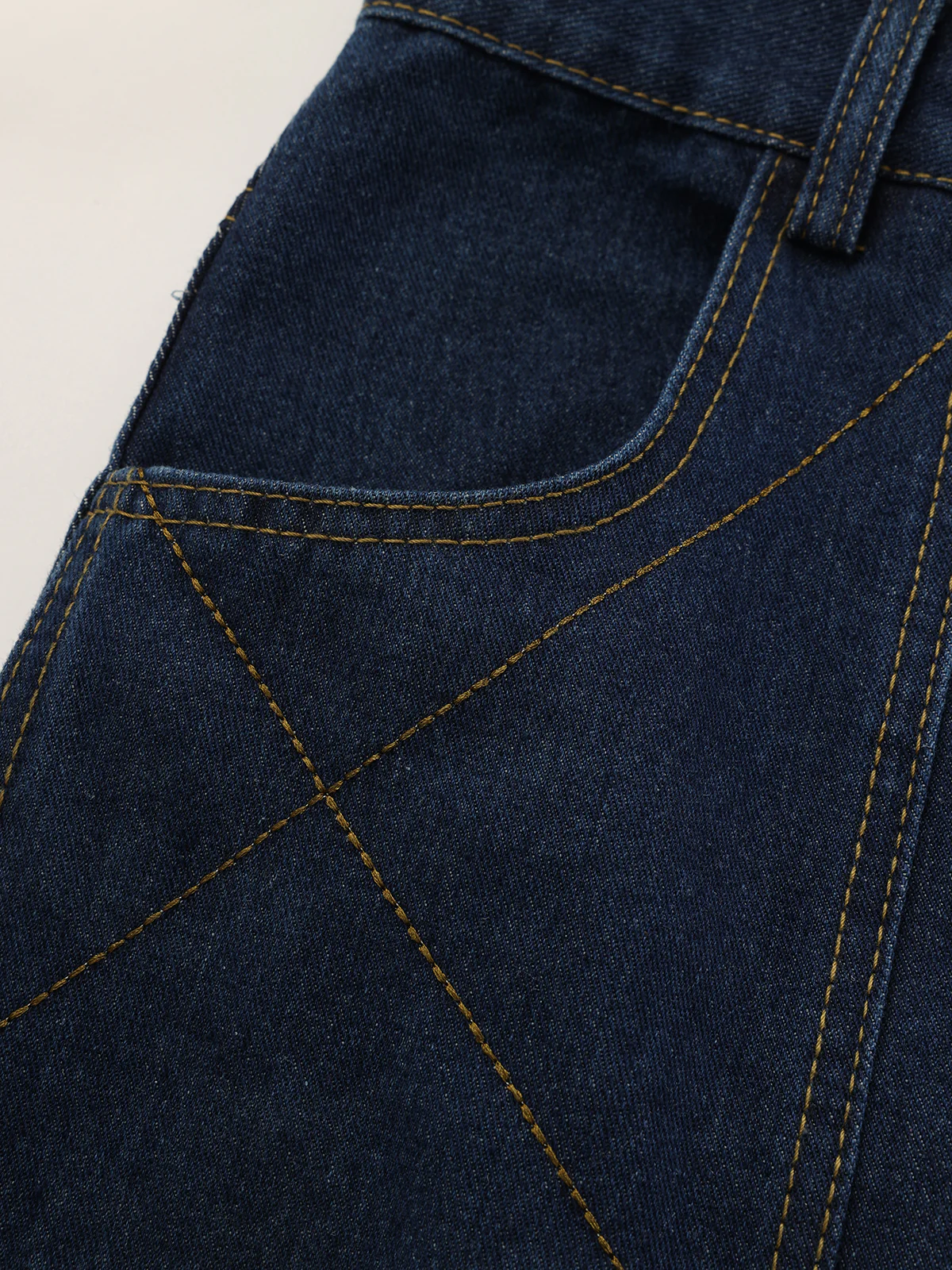 Mid-Waist Denim Curved-Leg Jeans - Image 5