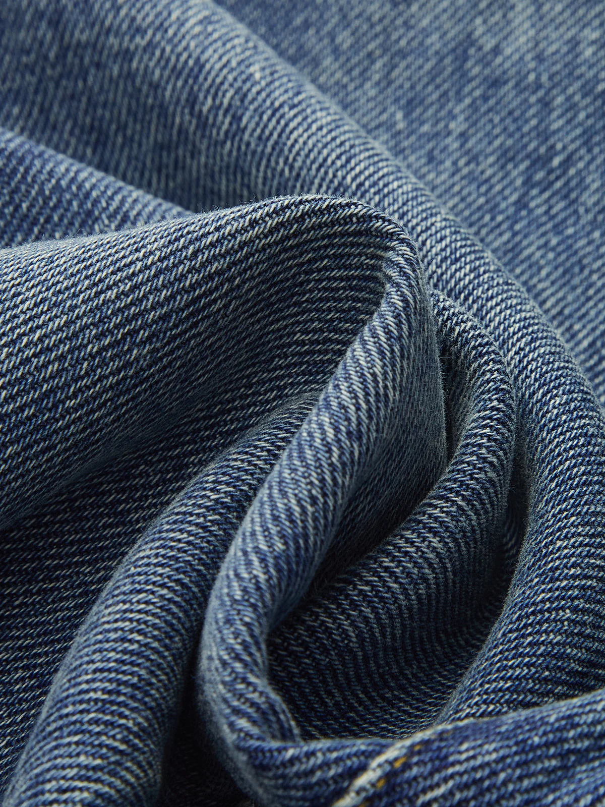 Mid-Waist Denim Curved-Leg Jeans - Image 4