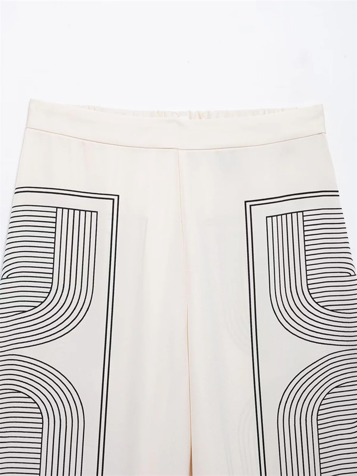 Mid-Waist Geometric Print Wide-Leg Pants - Image 3