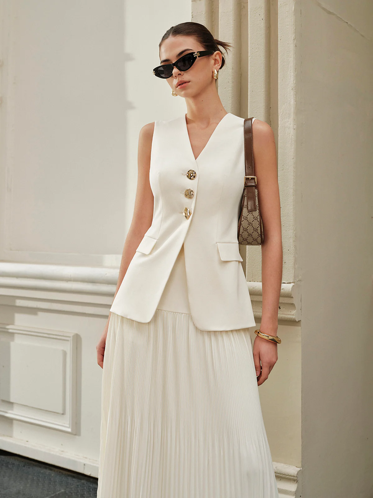 Mid-Waist Pleated Skirt - Image 7