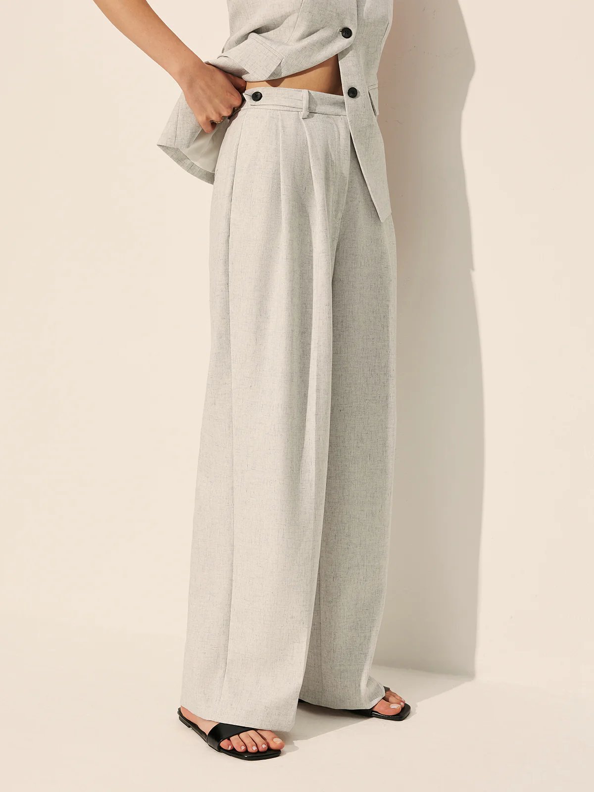 Mid-Waist Pleated Wide-Leg Pants - Image 4