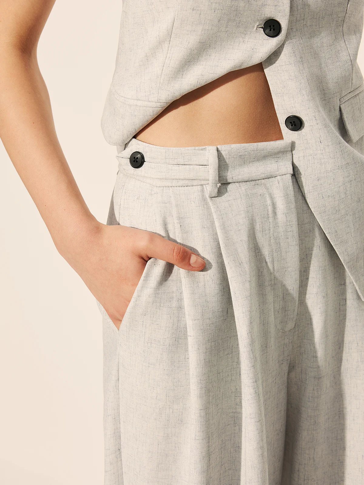 Mid-Waist Pleated Wide-Leg Pants - Image 6
