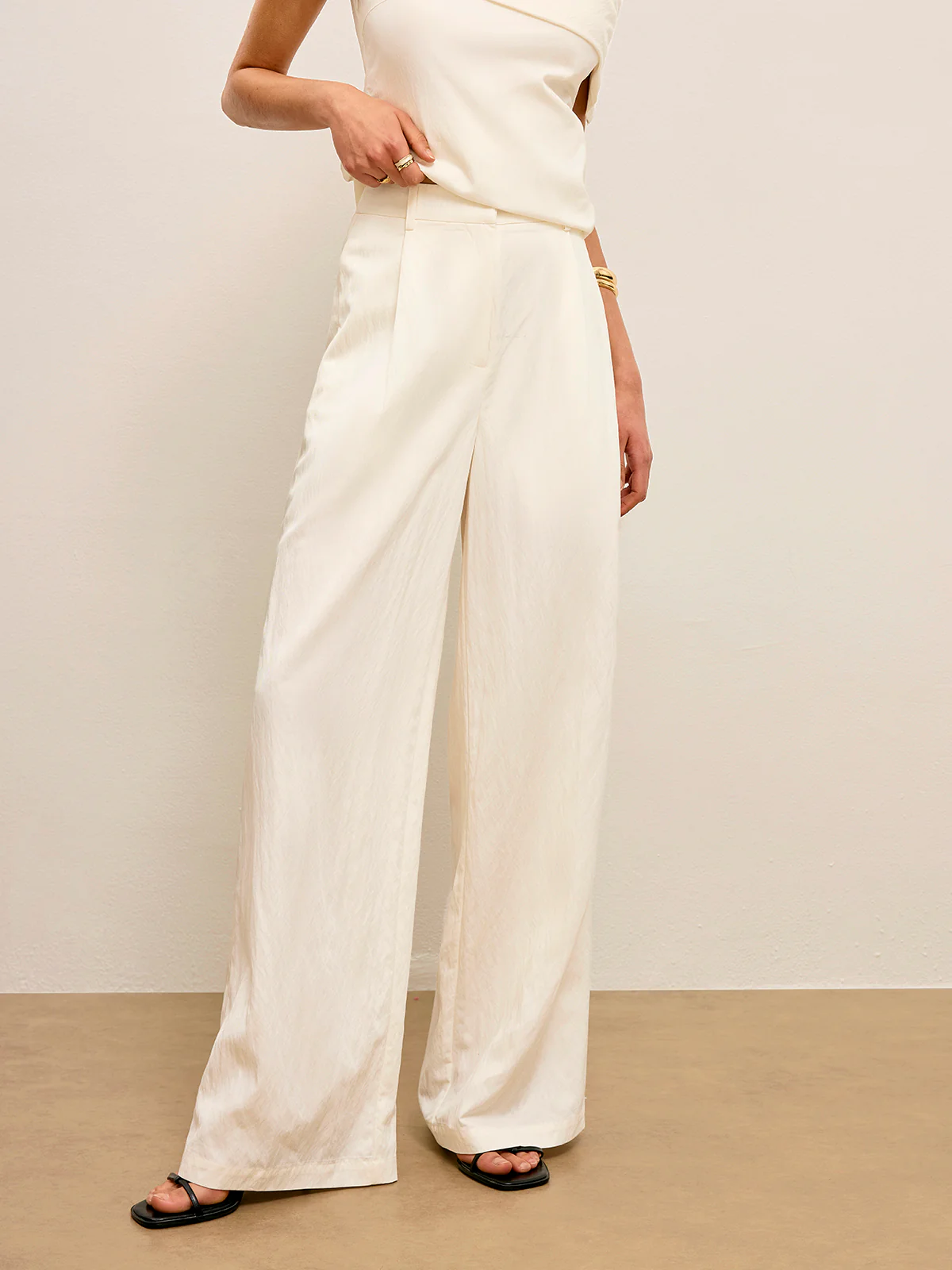 Mid-Waist Pocket Detail Pants - Image 2