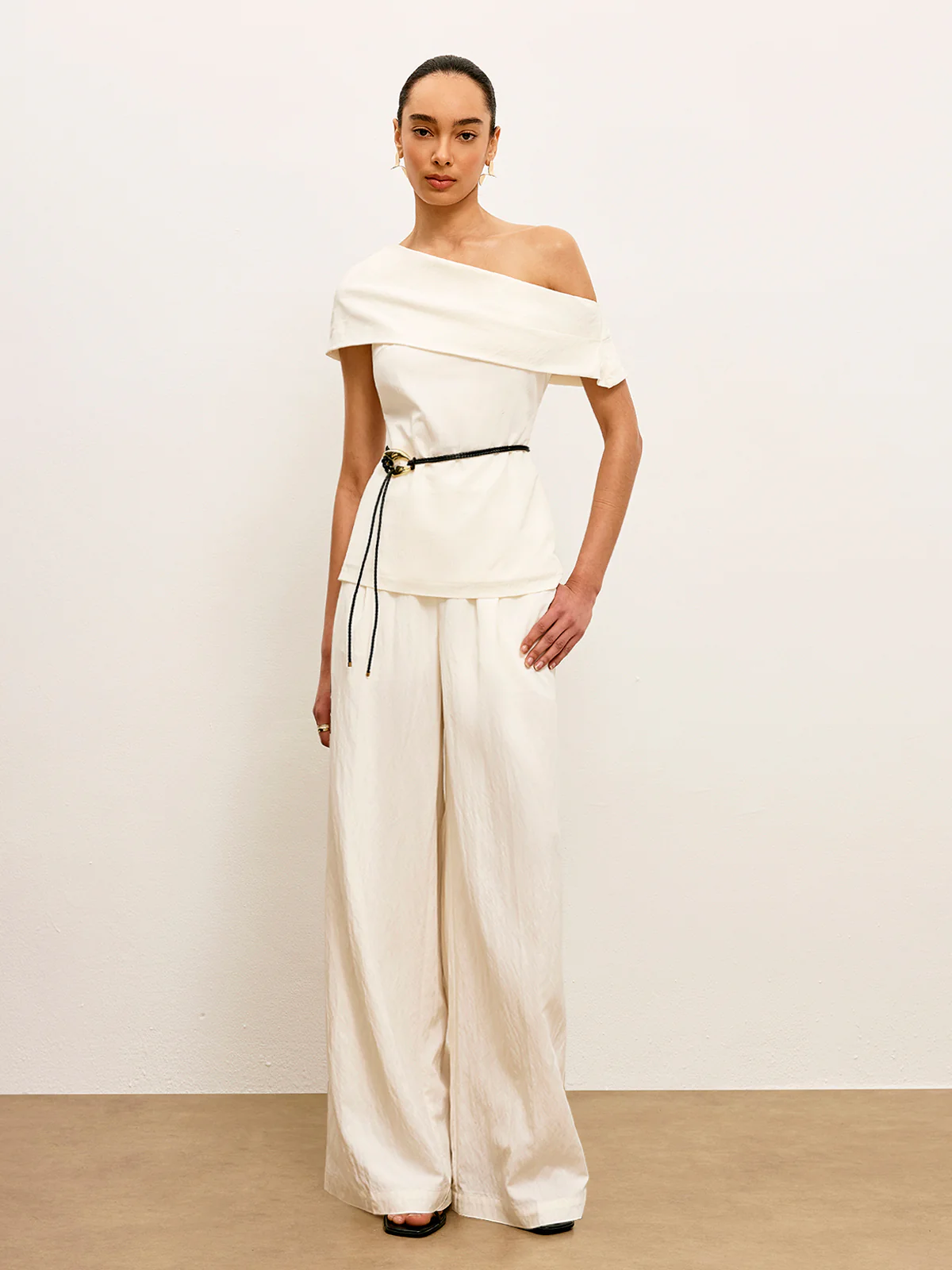 Mid-Waist Pocket Detail Pants - Image 6