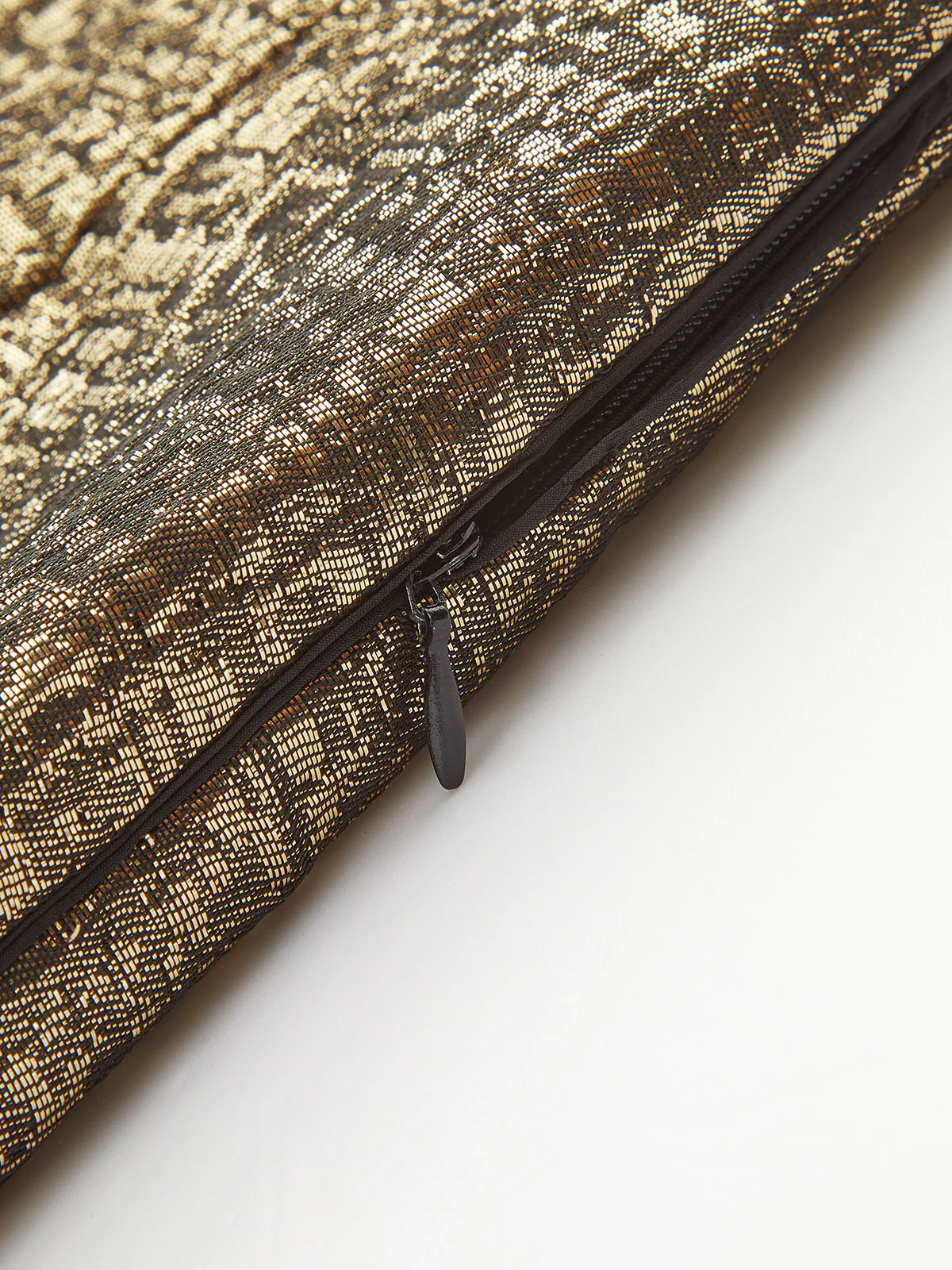 Mid-Waist Purl Shorts - Image 9