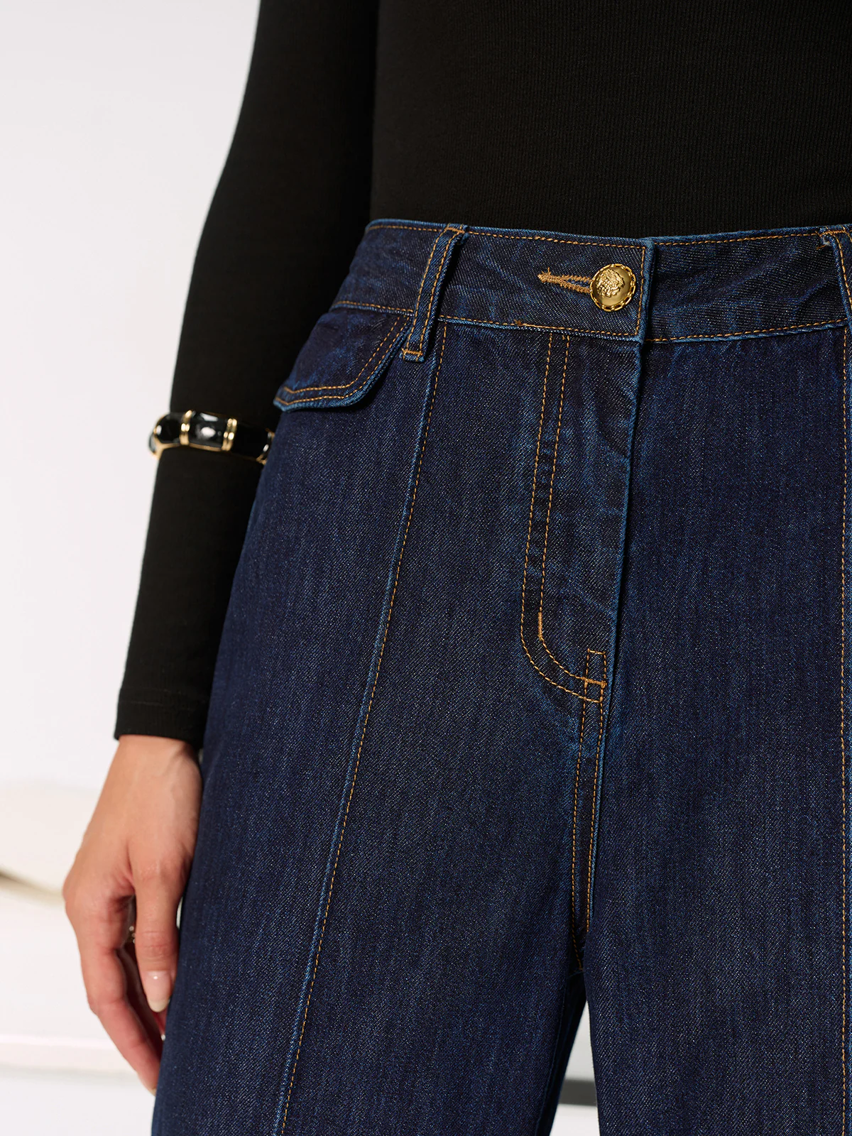 Mid-Waist Slit Denim Jeans - Image 5