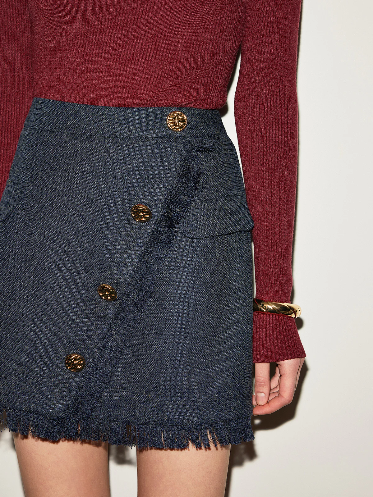 Mid-Waist Tweed Tassel Mini Skirt - Image 4
