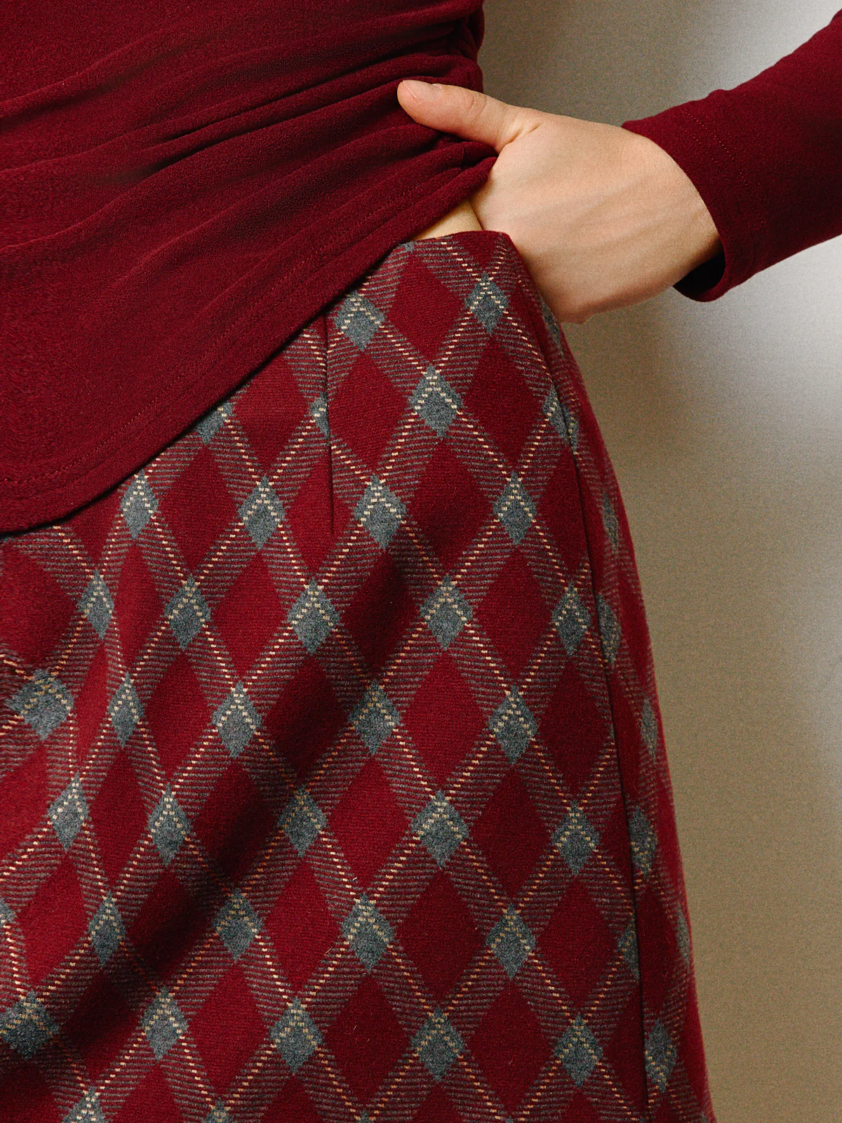 Mid-Waist Tweed Zipper Skirt - Image 3