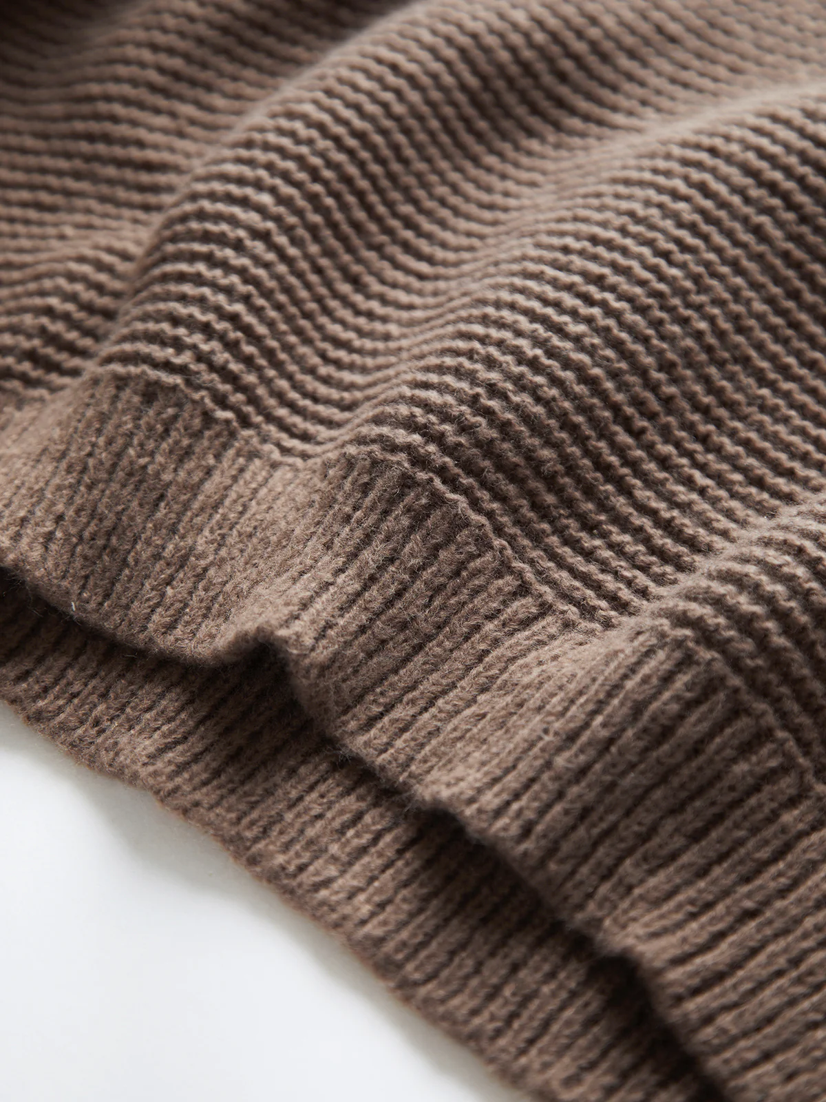Minimalism V Neck Pullover Sweater - Image 4