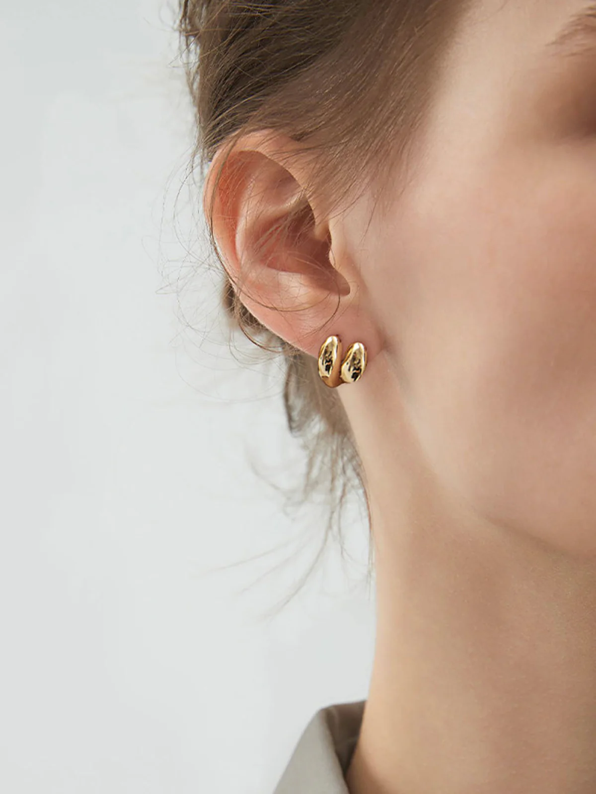 Minimalist Irregular Bean Stud Earrings - Image 3