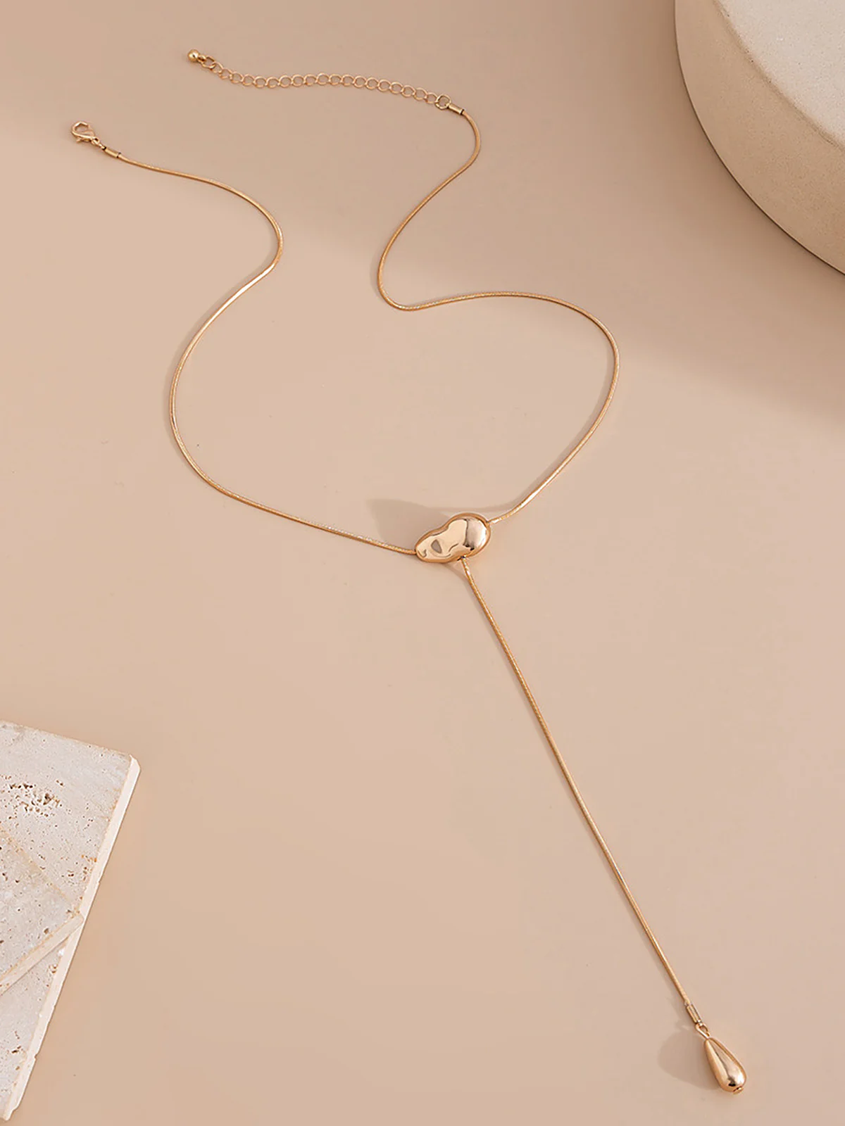 Minimalist Irregular Lariat Necklace - Image 3