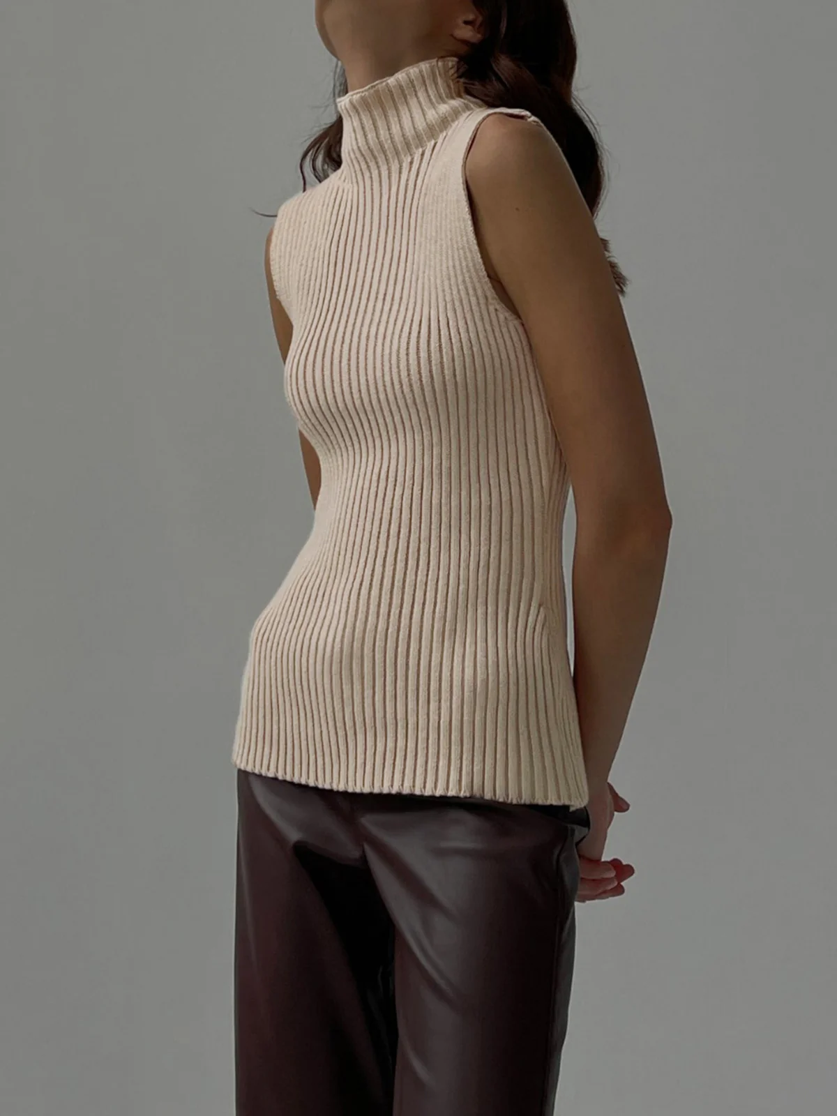 Minimalist Mock Neck Rib Tank Top - Image 4