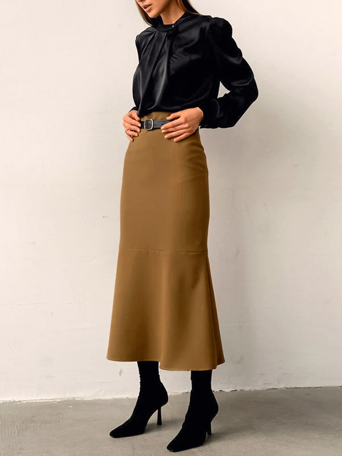 Minimalist Plain Maxi Skirt Without Belt - Image 3