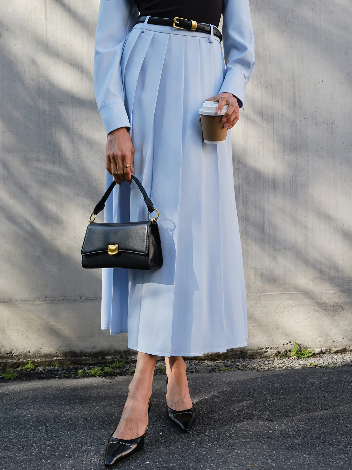 Minimalist Pleated Skirt Without Belt - Image 6