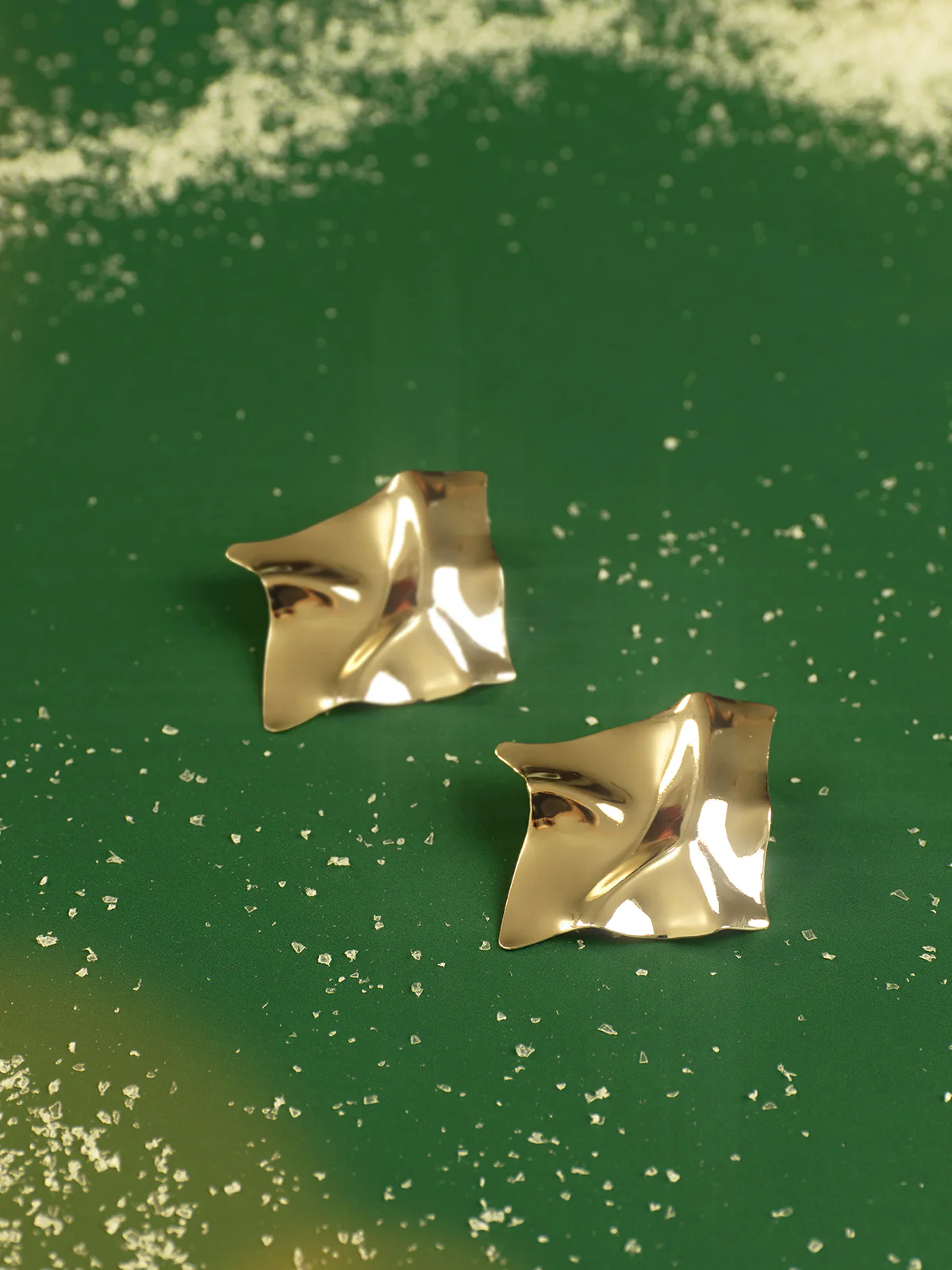 Minimalist Pleated Stud Earrings - Image 5
